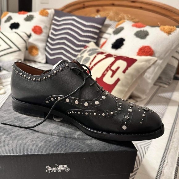 Coach Tegan Oxford With Studs - Picture 5 of 7